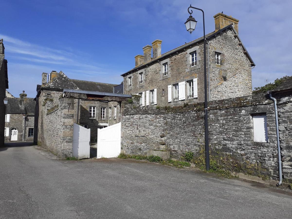 Villa Ker Madette à Gouarec Extérieur photo